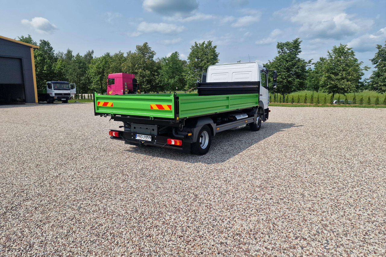 Caminhão basculante Mercedes-Benz Atego 918: foto 9
