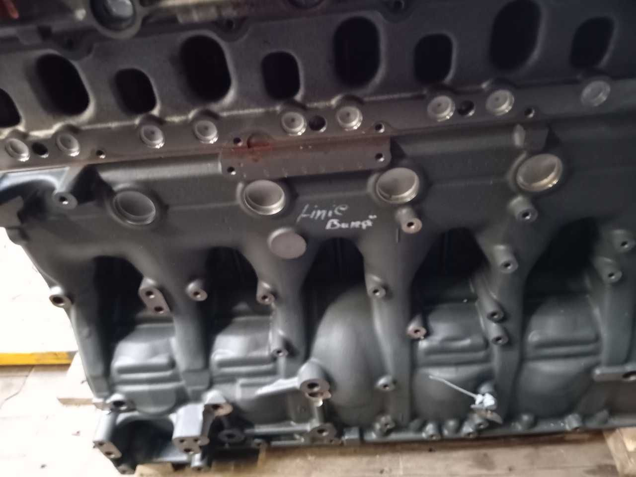 Wałek rozrzadu Ssacy nowy Mercedes om936 Setra Class euro6 mp4 - Motor: foto 5 Wałek rozrzadu Ssacy nowy Mercedes om936 Setra Class euro6 mp4 - Motor: foto 5