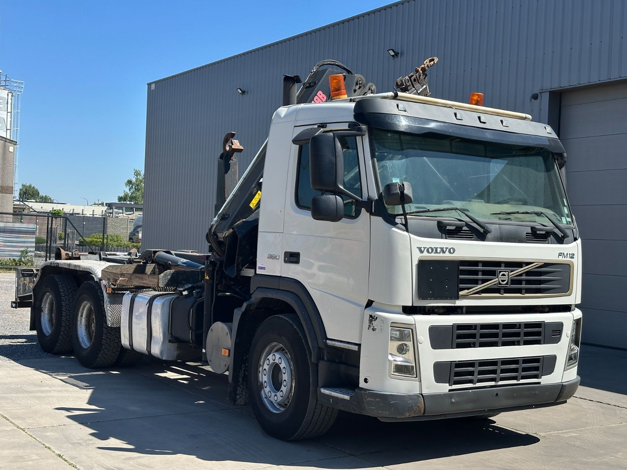 Volvo FM12 380 Hiab 144E-3 - Caminhão polibenne: foto 3 Volvo FM12 380 Hiab 144E-3 - Caminhão polibenne: foto 3