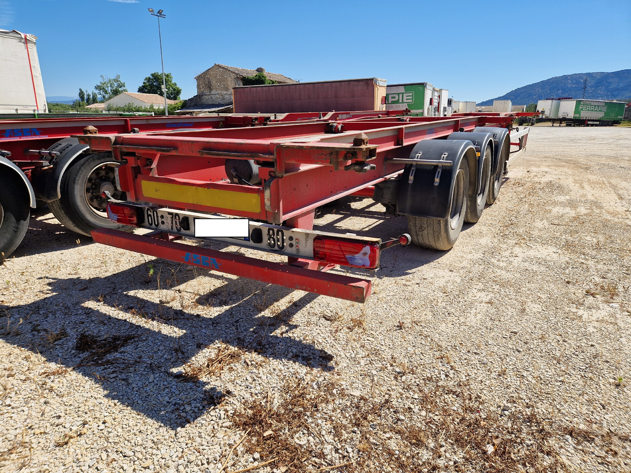 ASCA - Semireboque transportador de contêineres/ Caixa móvel: foto 1 ASCA - Semireboque transportador de contêineres/ Caixa móvel: foto 1