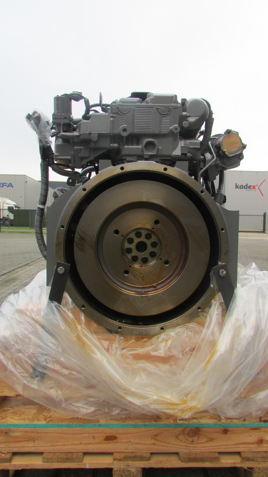 Isuzu SPECIAL PRICE 6HK1XYSA-01 € 22.900,= net ex vat 6HK1XYSS-01 € 22.900,= net ex vat ENGINES for EXCAVATOR HITACHI 4JJ1 - 4HK1 - 6HK1 JCB 4JJ1 - 4HK1 6HK1 CASE 4JJ1 - 4HK1 - 6HK1 - Motor de Escavadeira: foto 3 Isuzu SPECIAL PRICE 6HK1XYSA-01 € 22.900,= net ex vat 6HK1XYSS-01 € 22.900,= net ex vat ENGINES for EXCAVATOR HITACHI 4JJ1 - 4HK1 - 6HK1 JCB 4JJ1 - 4HK1 6HK1 CASE 4JJ1 - 4HK1 - 6HK1 - Motor de Escavadeira: foto 3