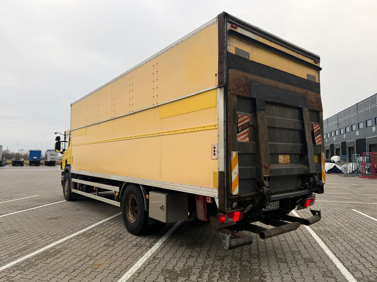 SCANIA P230 - Caminhão furgão: foto 5 SCANIA P230 - Caminhão furgão: foto 5