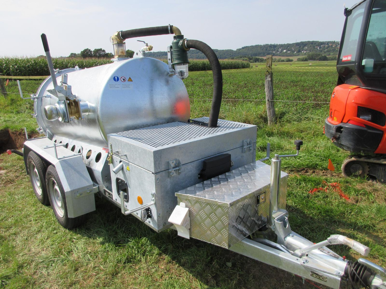 Vacuum system1500l / M-Vac 1500 - Caminhão limpa fossa: foto 2 Vacuum system1500l / M-Vac 1500 - Caminhão limpa fossa: foto 2