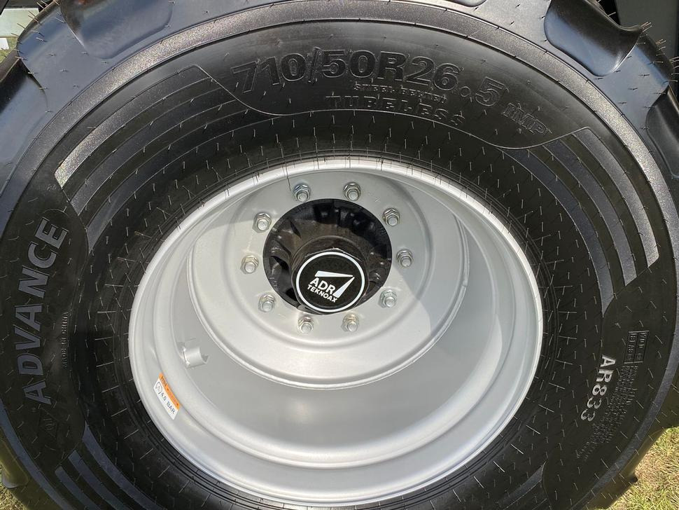 Espalhador de estrume nuevo Auto-Agro Miststreuer / Manure spreader / Epandeur à fumier / Rimorchio spandiconcime / Разбрасыватель органических удобрений / Rozrzutnik obornika Tandem N268: foto 18