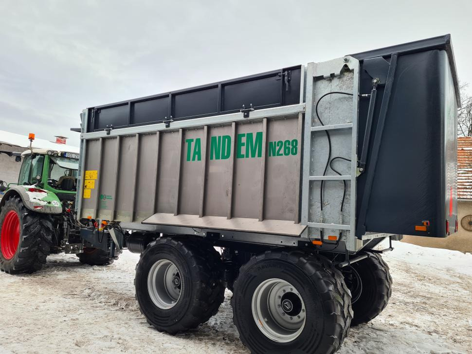 Espalhador de estrume nuevo Auto-Agro Miststreuer / Manure spreader / Epandeur à fumier / Rimorchio spandiconcime / Разбрасыватель органических удобрений / Rozrzutnik obornika Tandem N268: foto 24