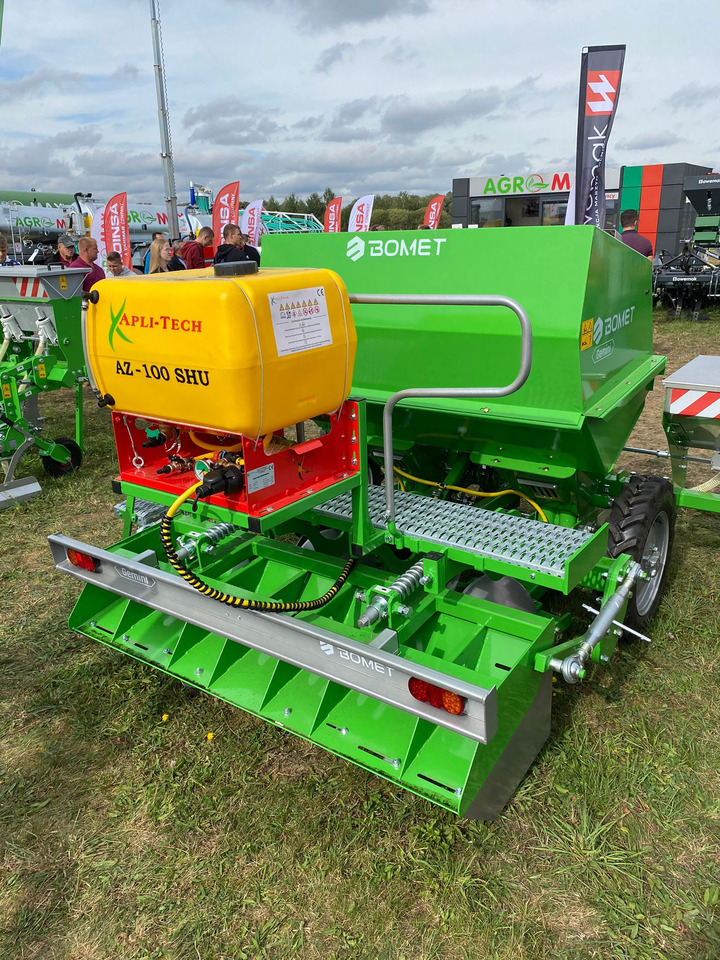 Bomet Kartoffelpflanzmaschine / Potato planter / Planteuse de pomme de terre / Piantapatate / Sadzarka ziemniaków - Semeador de batatas: foto 2 Bomet Kartoffelpflanzmaschine / Potato planter / Planteuse de pomme de terre / Piantapatate / Sadzarka ziemniaków - Semeador de batatas: foto 2