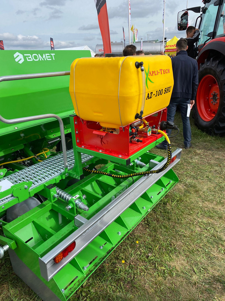 Bomet Kartoffelpflanzmaschine / Potato planter / Planteuse de pomme de terre / Piantapatate / Sadzarka ziemniaków - Semeador de batatas: foto 3 Bomet Kartoffelpflanzmaschine / Potato planter / Planteuse de pomme de terre / Piantapatate / Sadzarka ziemniaków - Semeador de batatas: foto 3