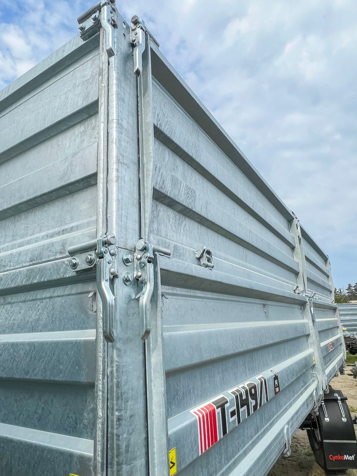 Cynkomet Anhänger / Trailer / Remorque / Rimorchio / Remolque / Двухосный прицеп / Przyczepa dwuosiowa 14 t - Reboque basculante agrícola: foto 3 Cynkomet Anhänger / Trailer / Remorque / Rimorchio / Remolque / Двухосный прицеп / Przyczepa dwuosiowa 14 t - Reboque basculante agrícola: foto 3
