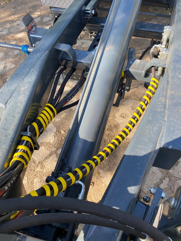 Reboque agrícola nuevo EkoAgri Hakenliftanhänger / Hooklift trailer / Remorque porte caisson / Remolque con gancho / Rimorchio a gancio / Przyczepa hakowa 12 t: foto 10 Reboque agrícola nuevo EkoAgri Hakenliftanhänger / Hooklift trailer / Remorque porte caisson / Remolque con gancho / Rimorchio a gancio / Przyczepa hakowa 12 t: foto 10