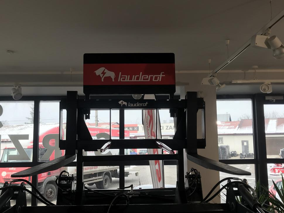 Lauderof Palettengabel / Pallet forks / Fourche à palette / Forca per pallet / Паллетные вилы / Widły do palet - Garfos de Garfos: foto 1 Lauderof Palettengabel / Pallet forks / Fourche à palette / Forca per pallet / Паллетные вилы / Widły do palet - Garfos de Garfos: foto 1