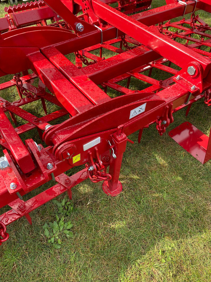 Lupus 7-Felder schwere Zinkenegge / Tine harrow / Herse à dents / Grada de púas de 5 campos / Erpice / 7-польная зубовая борона / Brona zębowa 7 m - Grade: foto 2 Lupus 7-Felder schwere Zinkenegge / Tine harrow / Herse à dents / Grada de púas de 5 campos / Erpice / 7-польная зубовая борона / Brona zębowa 7 m - Grade: foto 2