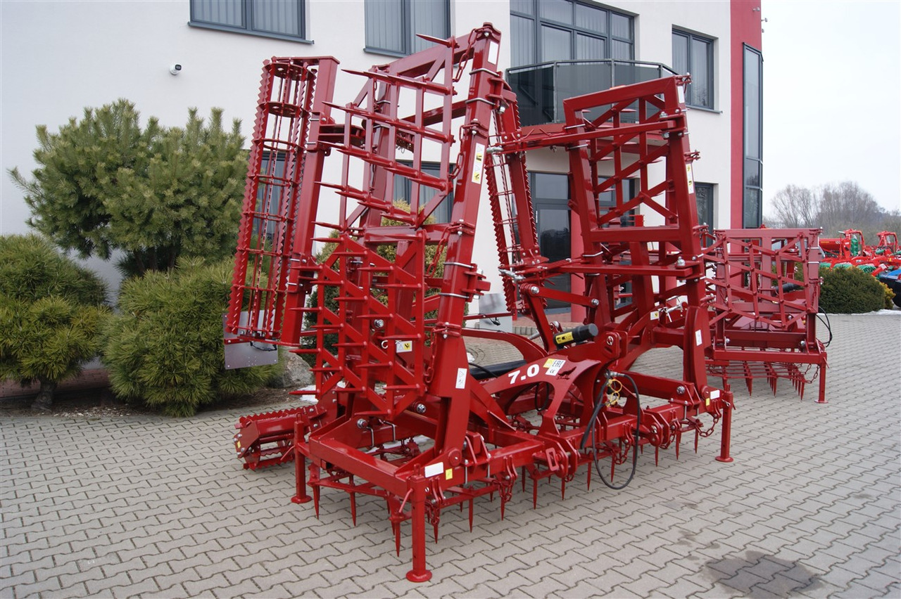 Lupus 7-Felder schwere Zinkenegge / Tine harrow / Herse à dents / Grada de púas de 5 campos / Erpice / 7-польная зубовая борона / Brona zębowa 7 m - Grade: foto 1 Lupus 7-Felder schwere Zinkenegge / Tine harrow / Herse à dents / Grada de púas de 5 campos / Erpice / 7-польная зубовая борона / Brona zębowa 7 m - Grade: foto 1