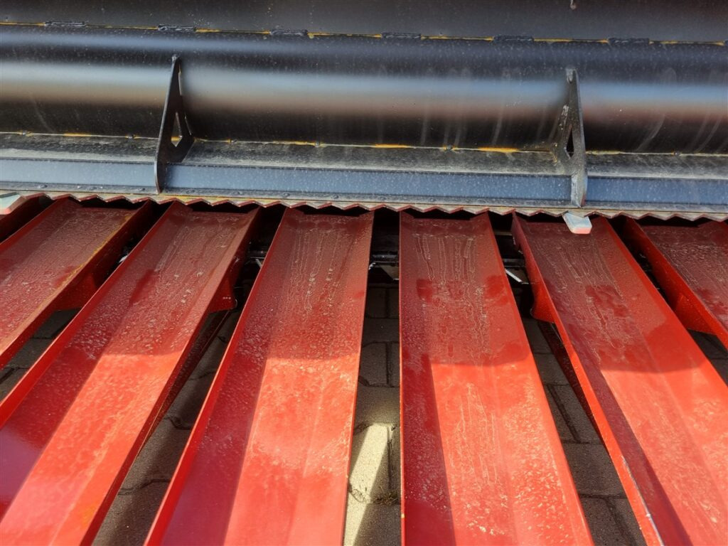 Lupus Sonnenblummenvorsatz / Sunflower harvester / Coupe à tournesol / Сosechadora / Macchina per la raccolta dei girasoli / Жатка для подсолнечника / Przystawka do słonecznika 6,5 m - Plataforma para colher girassol: foto 4 Lupus Sonnenblummenvorsatz / Sunflower harvester / Coupe à tournesol / Сosechadora / Macchina per la raccolta dei girasoli / Жатка для подсолнечника / Przystawka do słonecznika 6,5 m - Plataforma para colher girassol: foto 4