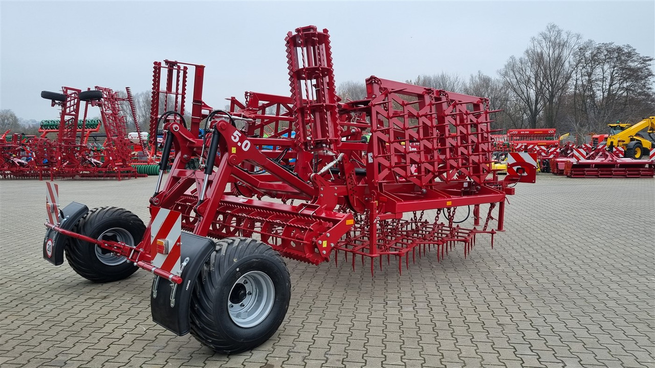 Lupus Zweireihige Zinkenegge / Tine harrow / Herse à dents / Grada de púas de dos hileras / Erpice / Двухрядная лаповая борона / Brona zębowa 5 m - Grade: foto 1 Lupus Zweireihige Zinkenegge / Tine harrow / Herse à dents / Grada de púas de dos hileras / Erpice / Двухрядная лаповая борона / Brona zębowa 5 m - Grade: foto 1