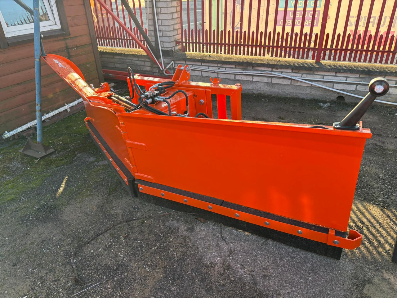 METAL-TECHNIK Schneeschild / Snow plow / Lame à neige / Sgombraneve dritto / Снегоочистель / Pług odśnieżny 3 m - Lâmina limpa-neves de Lâmina limpa-neves: foto 1 METAL-TECHNIK Schneeschild / Snow plow / Lame à neige / Sgombraneve dritto / Снегоочистель / Pług odśnieżny 3 m - Lâmina limpa-neves de Lâmina limpa-neves: foto 1