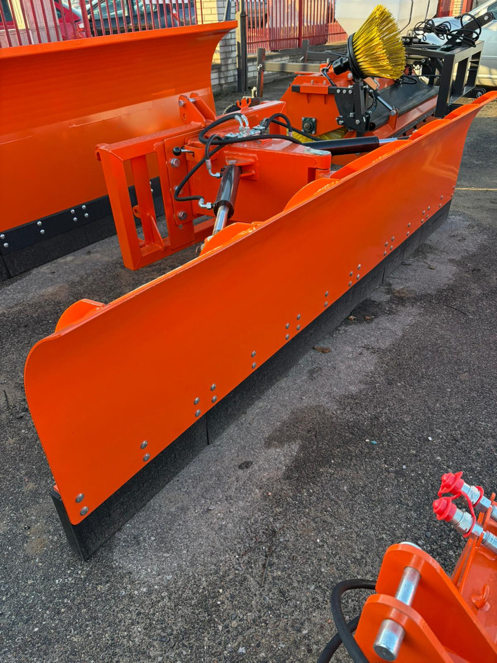 METAL-TECHNIK Schneeschild / Snow plow / Lame à neige / sgombraneve dritto / Cнегоочиститель / Pług odśnieżny prosty 3 m - Lâmina limpa-neves de Lâmina limpa-neves: foto 2 METAL-TECHNIK Schneeschild / Snow plow / Lame à neige / sgombraneve dritto / Cнегоочиститель / Pług odśnieżny prosty 3 m - Lâmina limpa-neves de Lâmina limpa-neves: foto 2