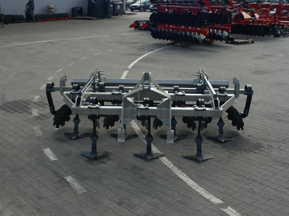 ROLEX Flügelschargrubber / Stubble cultivator / Dechaumeur à dents / Стерневой культиватор / Agregat podorywkowy 3 m - Cultivador: foto 4 ROLEX Flügelschargrubber / Stubble cultivator / Dechaumeur à dents / Стерневой культиватор / Agregat podorywkowy 3 m - Cultivador: foto 4