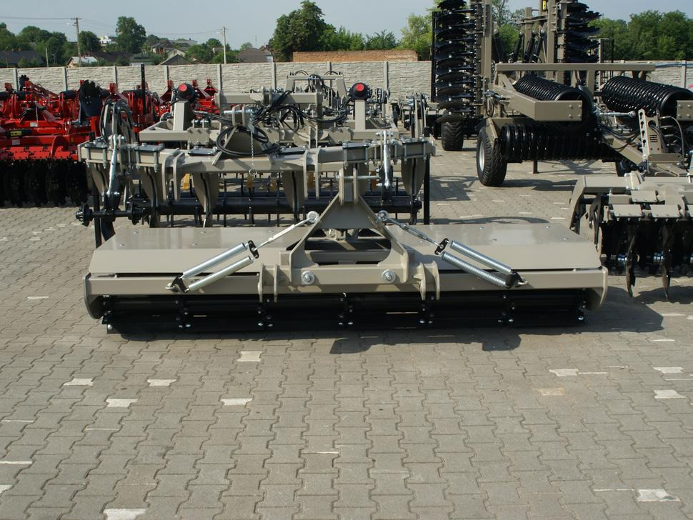 ROLEX Messerwalze / Knife roller cutter / Rouleau couteau / Rullo a coltelli / Каток ножничного типа тандем передний / Wał nożowy cutter tandem front 3 m - Rolo agricola: foto 5 ROLEX Messerwalze / Knife roller cutter / Rouleau couteau / Rullo a coltelli / Каток ножничного типа тандем передний / Wał nożowy cutter tandem front 3 m - Rolo agricola: foto 5