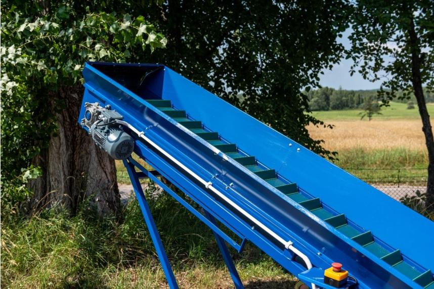 ROLMET Förderband / Belt conveyor / Convoyeur à tapis / Przenośnik taśmowy / Trasportatore a nastro / Конвейер ленточный / Przenośnik taśmowy PT - 1/3R - Correia transportadora: foto 5 ROLMET Förderband / Belt conveyor / Convoyeur à tapis / Przenośnik taśmowy / Trasportatore a nastro / Конвейер ленточный / Przenośnik taśmowy PT - 1/3R - Correia transportadora: foto 5