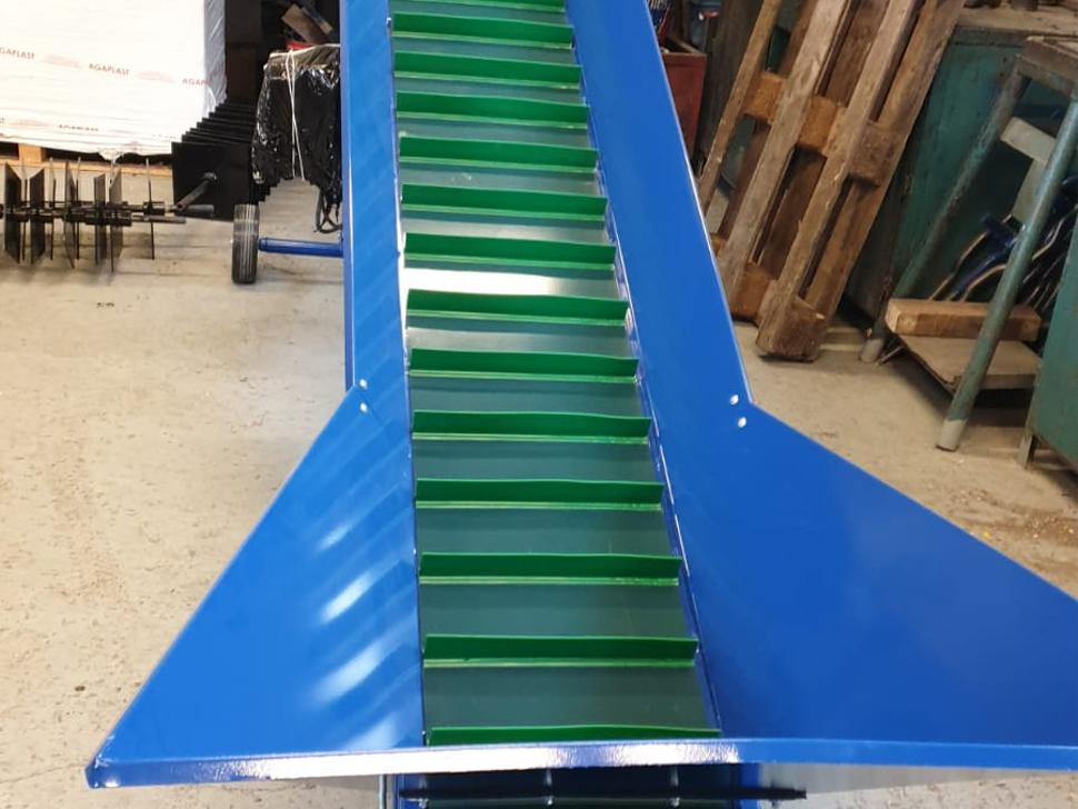 ROLMET Förderband / Belt conveyor / Convoyeur à tapis / Przenośnik taśmowy / Trasportatore a nastro / Конвейер ленточный / Przenośnik taśmowy PT - 1/3R - Correia transportadora: foto 3 ROLMET Förderband / Belt conveyor / Convoyeur à tapis / Przenośnik taśmowy / Trasportatore a nastro / Конвейер ленточный / Przenośnik taśmowy PT - 1/3R - Correia transportadora: foto 3