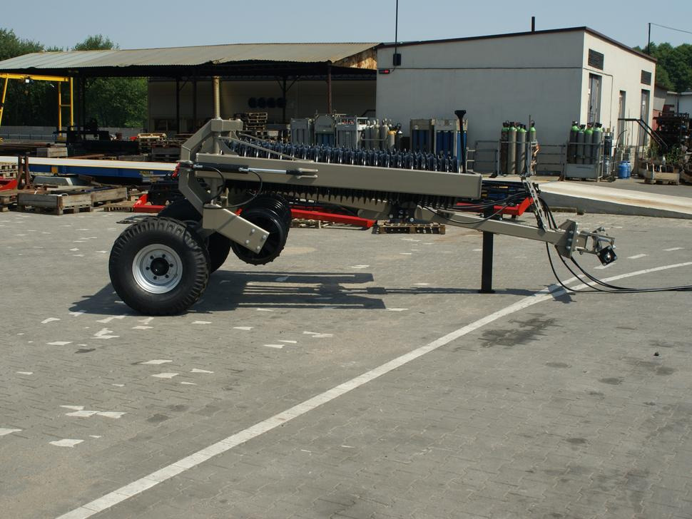 Rolex Ackerwalze / Sowing roller / Rouleau Cambridge / Attrezzi per rullatura / Rodillo / Посевной каток / Wał posiewny 6,3 m - Rolo agricola: foto 3 Rolex Ackerwalze / Sowing roller / Rouleau Cambridge / Attrezzi per rullatura / Rodillo / Посевной каток / Wał posiewny 6,3 m - Rolo agricola: foto 3