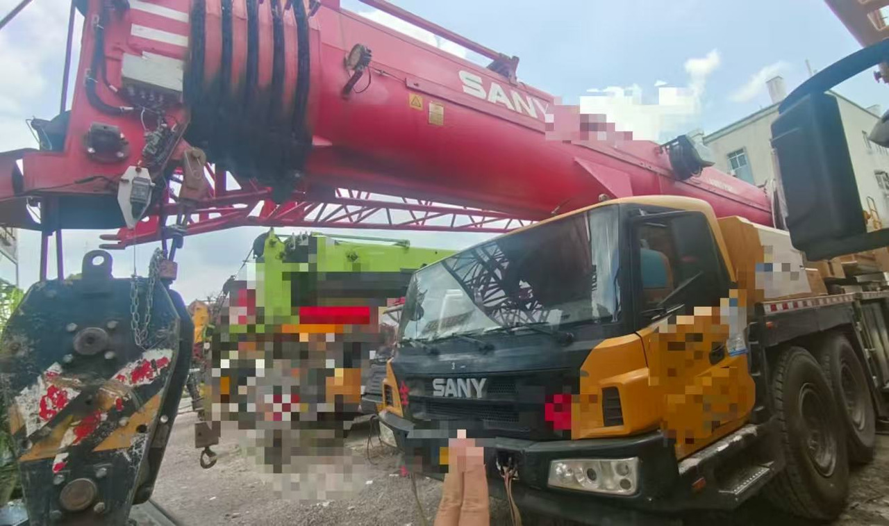 SANY STC800T6 - Guindaste móvel: foto 1 SANY STC800T6 - Guindaste móvel: foto 1