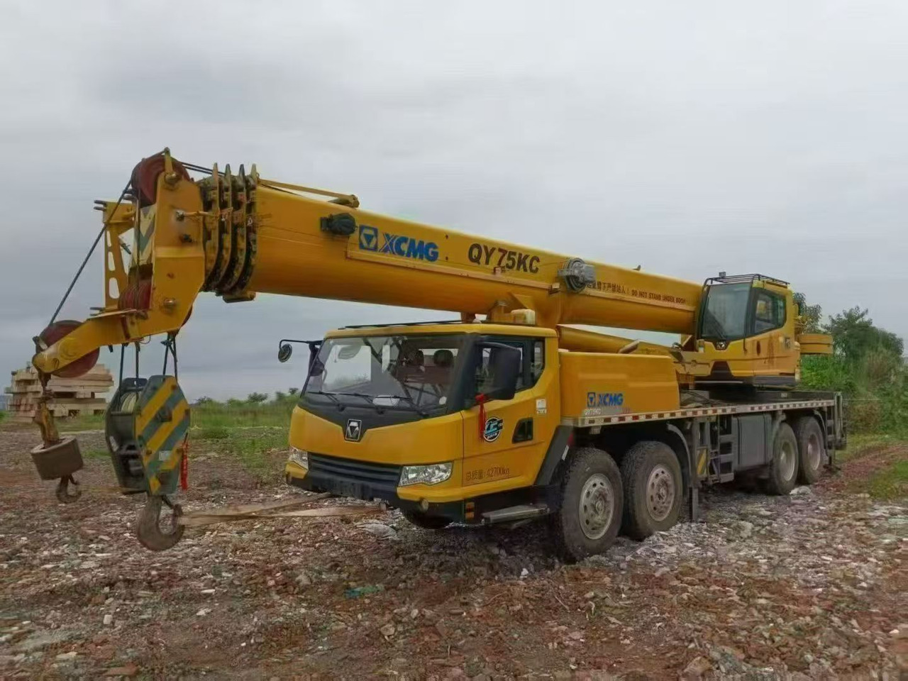 XCMG QY55KC - Guindaste móvel: foto 1 XCMG QY55KC - Guindaste móvel: foto 1