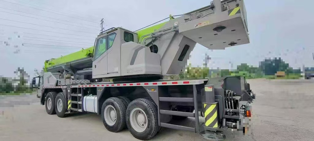 ZOOMLION 1000V5 - Guindaste móvel: foto 3 ZOOMLION 1000V5 - Guindaste móvel: foto 3