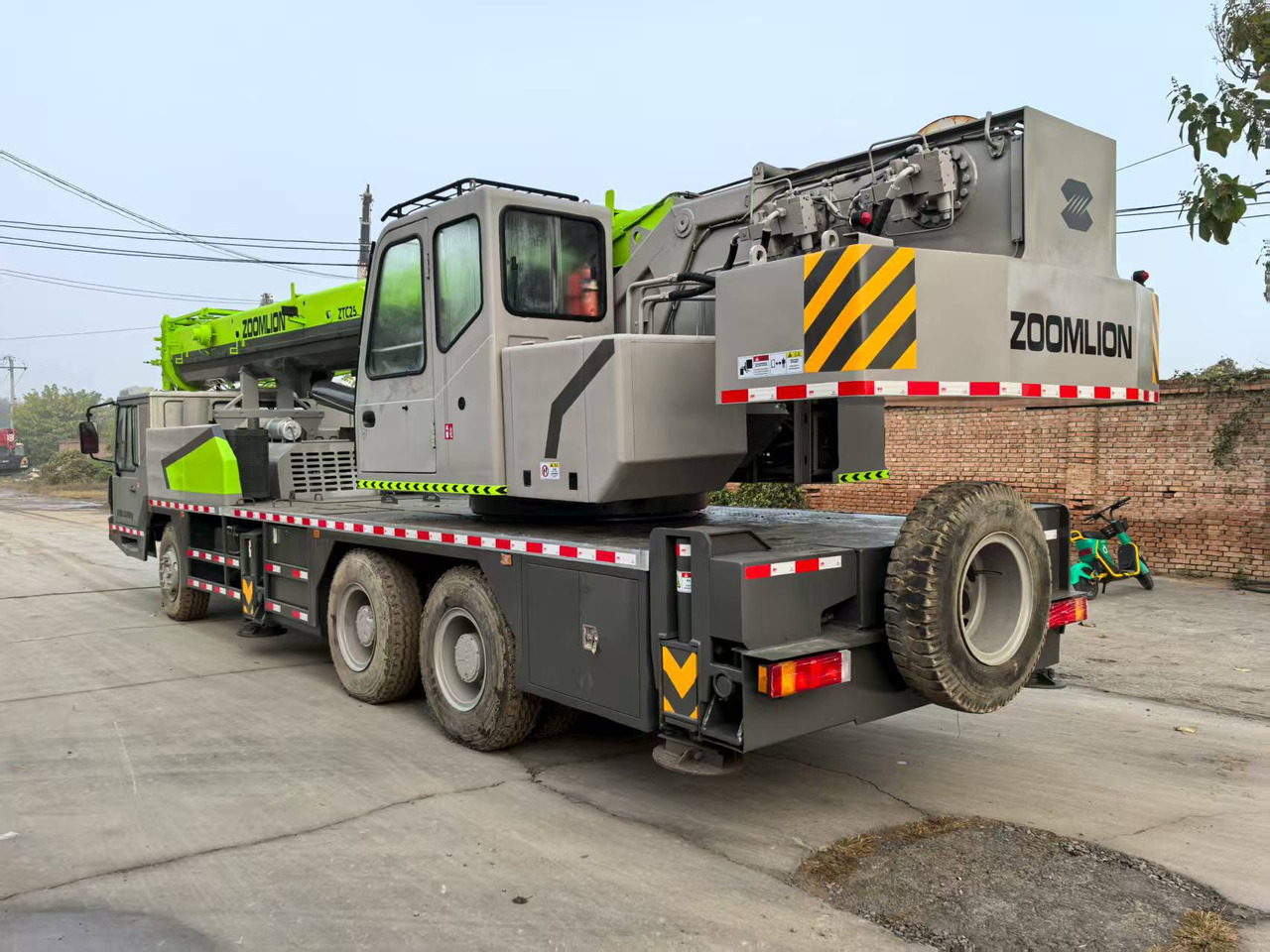 ZOOMLION ZTC250V - Guindaste móvel: foto 2 ZOOMLION ZTC250V - Guindaste móvel: foto 2