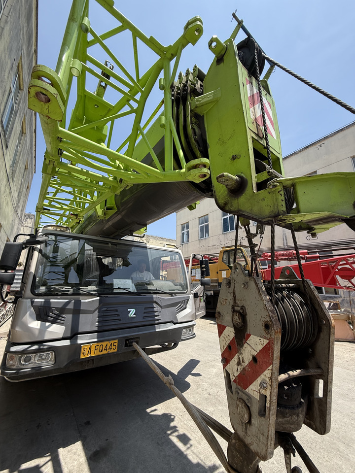ZOOMLION ZTC801V - Guindaste móvel: foto 3 ZOOMLION ZTC801V - Guindaste móvel: foto 3