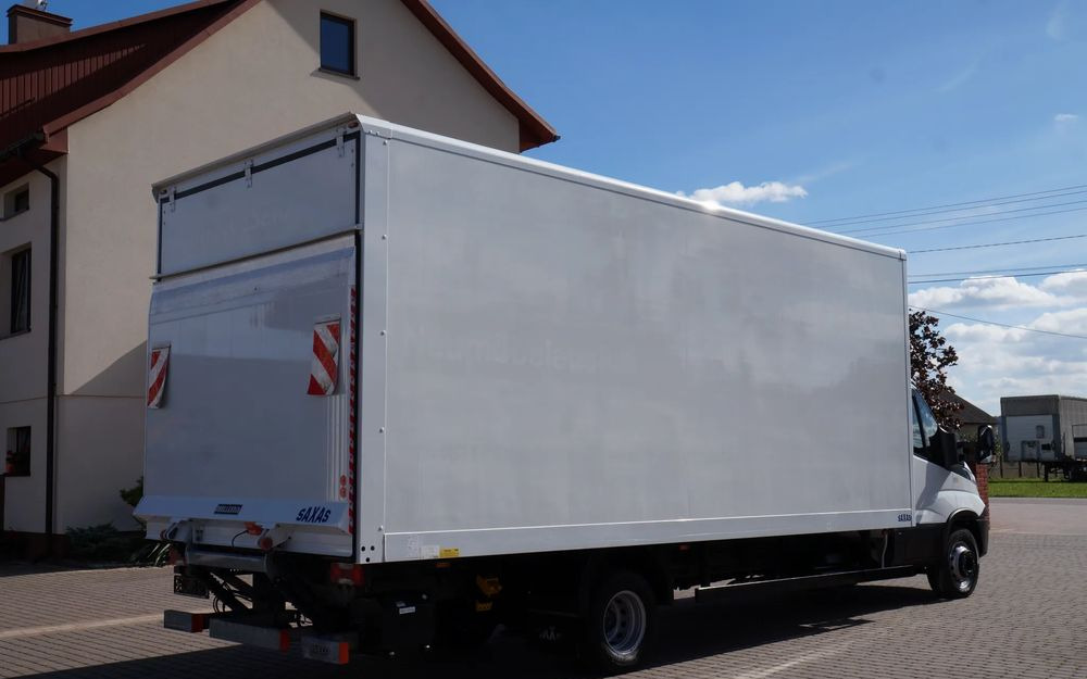 Iveco DAILY 72c18  Automat HI-MATIC Kontener 6 m 74 tys km STAN NOWY - Caminhão furgão: foto 3 Iveco DAILY 72c18  Automat HI-MATIC Kontener 6 m 74 tys km STAN NOWY - Caminhão furgão: foto 3