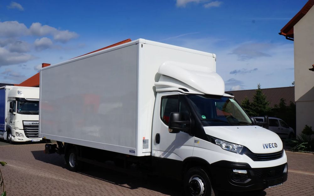 Iveco DAILY 72c18  Automat HI-MATIC Kontener 6 m 74 tys km STAN NOWY - Caminhão furgão: foto 1 Iveco DAILY 72c18  Automat HI-MATIC Kontener 6 m 74 tys km STAN NOWY - Caminhão furgão: foto 1