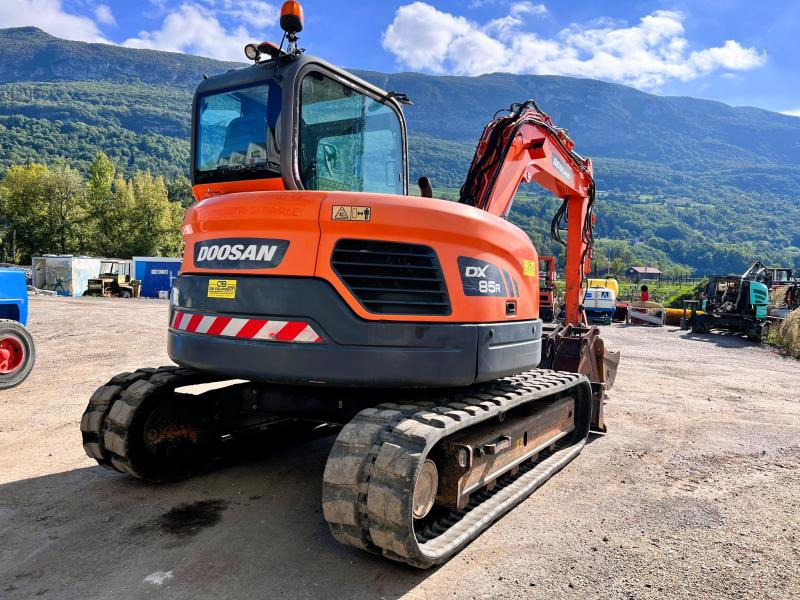 Doosan DX85R-3 PELLE A CHENILLES 8,5T PELLE A CHENILLES 8,5T - Escavadora de rastos: foto 5 Doosan DX85R-3 PELLE A CHENILLES 8,5T PELLE A CHENILLES 8,5T - Escavadora de rastos: foto 5