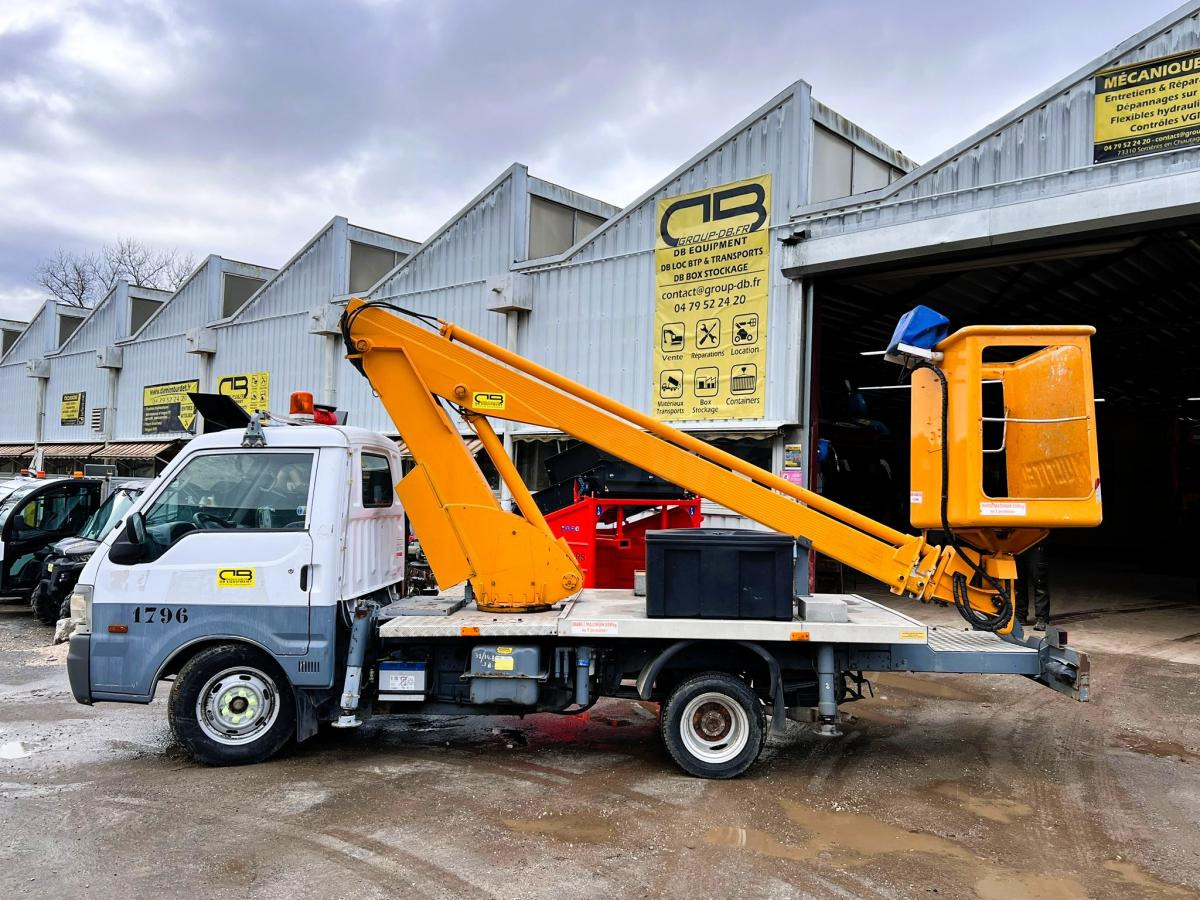 Mazda Bongo Fourgon Nacelle 14,5m - Plataforma aérea, Veículo comercial: foto 2 Mazda Bongo Fourgon Nacelle 14,5m - Plataforma aérea, Veículo comercial: foto 2