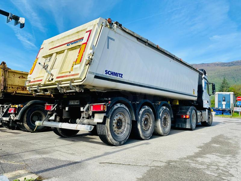 SCHMITZ CARGOBULL SGFS3 REMORQUE SEMI BENNE (3 Essieux) - Semireboque basculante: foto 4 SCHMITZ CARGOBULL SGFS3 REMORQUE SEMI BENNE (3 Essieux) - Semireboque basculante: foto 4