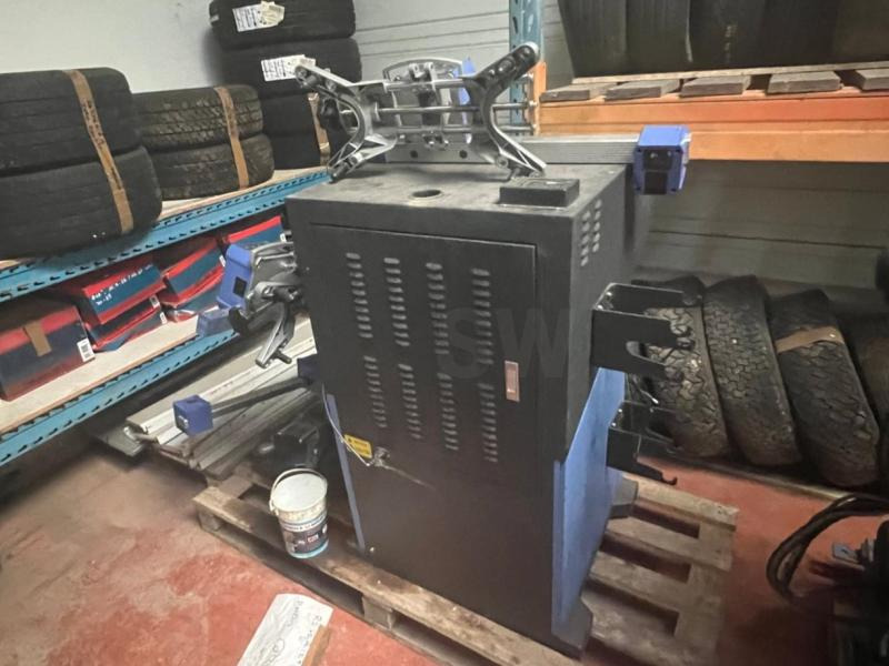 TWIN BUSCH TW115 Banc de géométrie - Equipamento para oficina: foto 1 TWIN BUSCH TW115 Banc de géométrie - Equipamento para oficina: foto 1