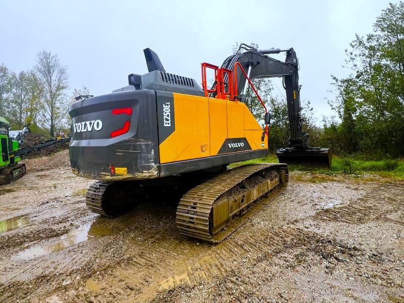 Volvo EC250EL PELLE 29T - Escavadora de rastos: foto 3 Volvo EC250EL PELLE 29T - Escavadora de rastos: foto 3