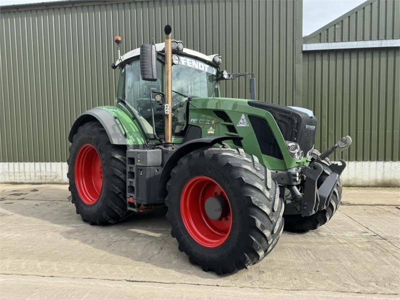Fendt 828 ECR Vario Profi Plus **Video Below** - Trator: foto 3 Fendt 828 ECR Vario Profi Plus **Video Below** - Trator: foto 3