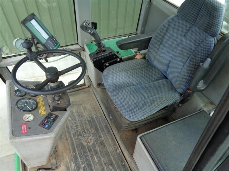 Househam Imp 28/24 M Self-Propelled Sprayer *Video Below*  - Pulverizador montado: foto 4 Househam Imp 28/24 M Self-Propelled Sprayer *Video Below*  - Pulverizador montado: foto 4