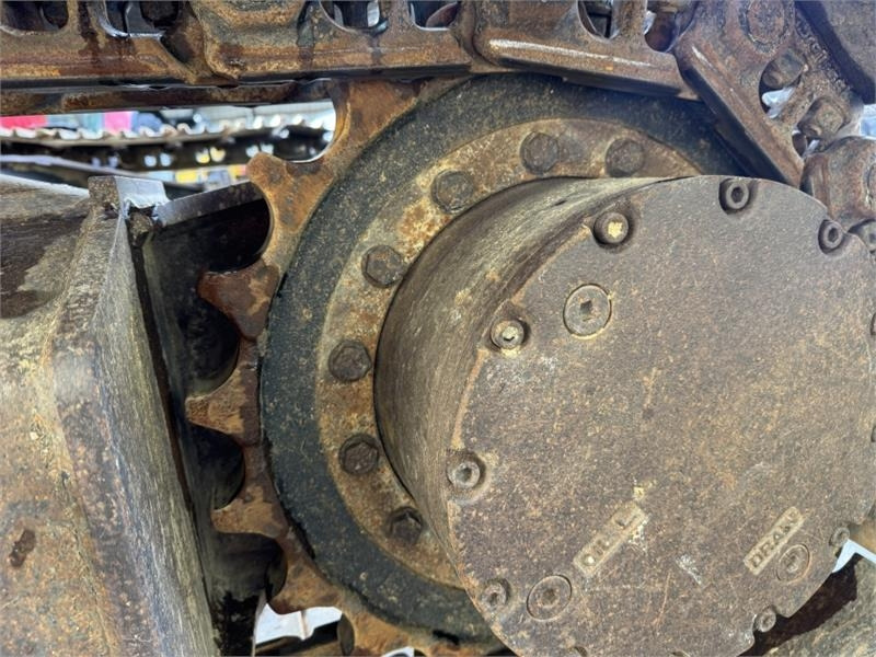 Caminhão articulado JCB JS 131 LC+ Excavator: foto 15 Caminhão articulado JCB JS 131 LC+ Excavator: foto 15