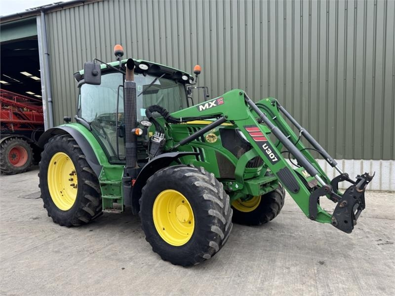 John Deere 6125R c/w MX u307 Loader - Trator: foto 3 John Deere 6125R c/w MX u307 Loader - Trator: foto 3