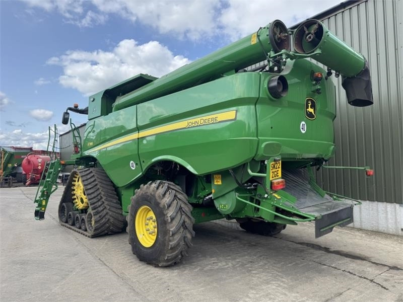 John Deere John Deere S785 4WD c/w 735D Header - Equipamento para colheitadeira: foto 2 John Deere John Deere S785 4WD c/w 735D Header - Equipamento para colheitadeira: foto 2