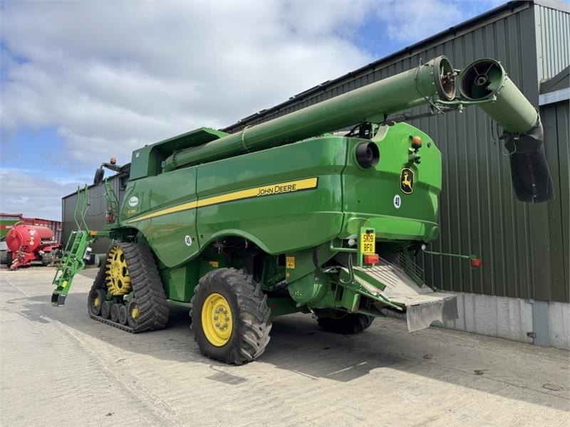 John Deere John Deere S785i c/w 735D - Equipamento para colheitadeira: foto 2 John Deere John Deere S785i c/w 735D - Equipamento para colheitadeira: foto 2