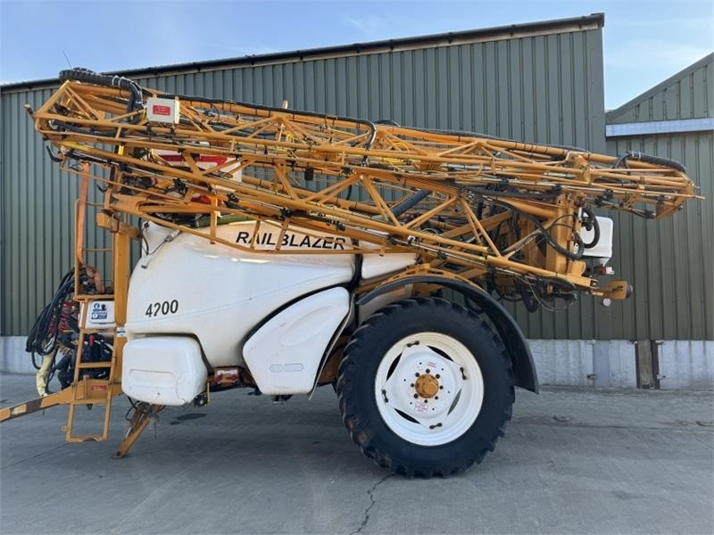 Knight Trailblazer 4200l 36m Trailed Sprayer - Pulverizador montado: foto 2 Knight Trailblazer 4200l 36m Trailed Sprayer - Pulverizador montado: foto 2