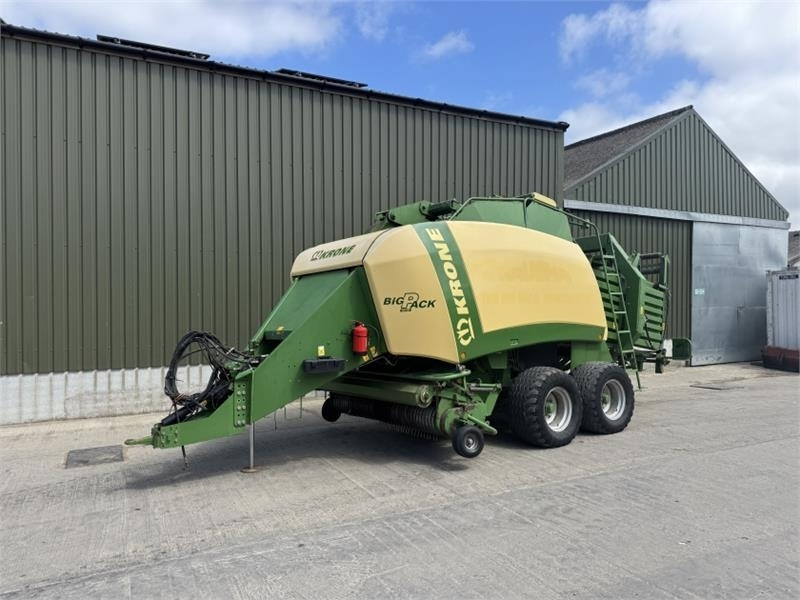 Krone Big Pack 12130 Square Baler  - Enfardadeira de fardos quadrados: foto 1 Krone Big Pack 12130 Square Baler  - Enfardadeira de fardos quadrados: foto 1