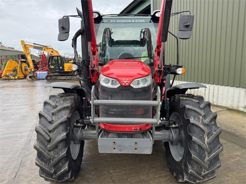 Massey Ferguson 4710 c/w FL.3522 Loader **Low Hours** - Trator: foto 5 Massey Ferguson 4710 c/w FL.3522 Loader **Low Hours** - Trator: foto 5