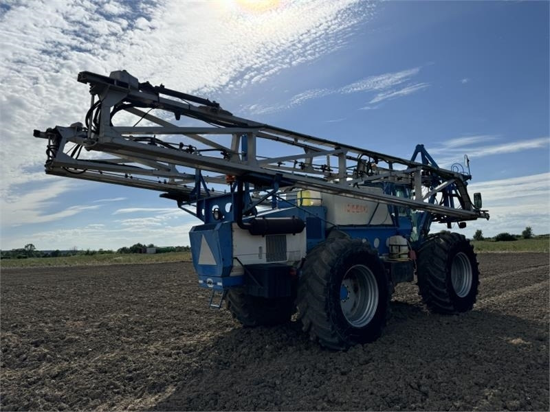 Matrot M44D 36m Self Propelled Sprayer - Pulverizador montado: foto 4 Matrot M44D 36m Self Propelled Sprayer - Pulverizador montado: foto 4