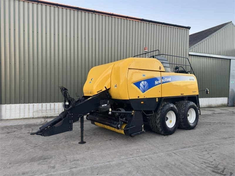 New Holland New Holland BB9060 Baler - Enfardadeira de fardos quadrados: foto 1 New Holland New Holland BB9060 Baler - Enfardadeira de fardos quadrados: foto 1