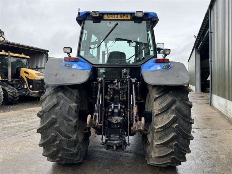 New Holland TM190 - Trator: foto 5 New Holland TM190 - Trator: foto 5