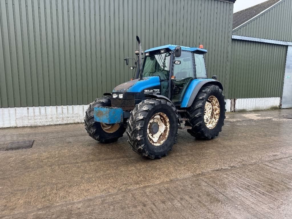 New Holland TS 100 - Trator: foto 1 New Holland TS 100 - Trator: foto 1